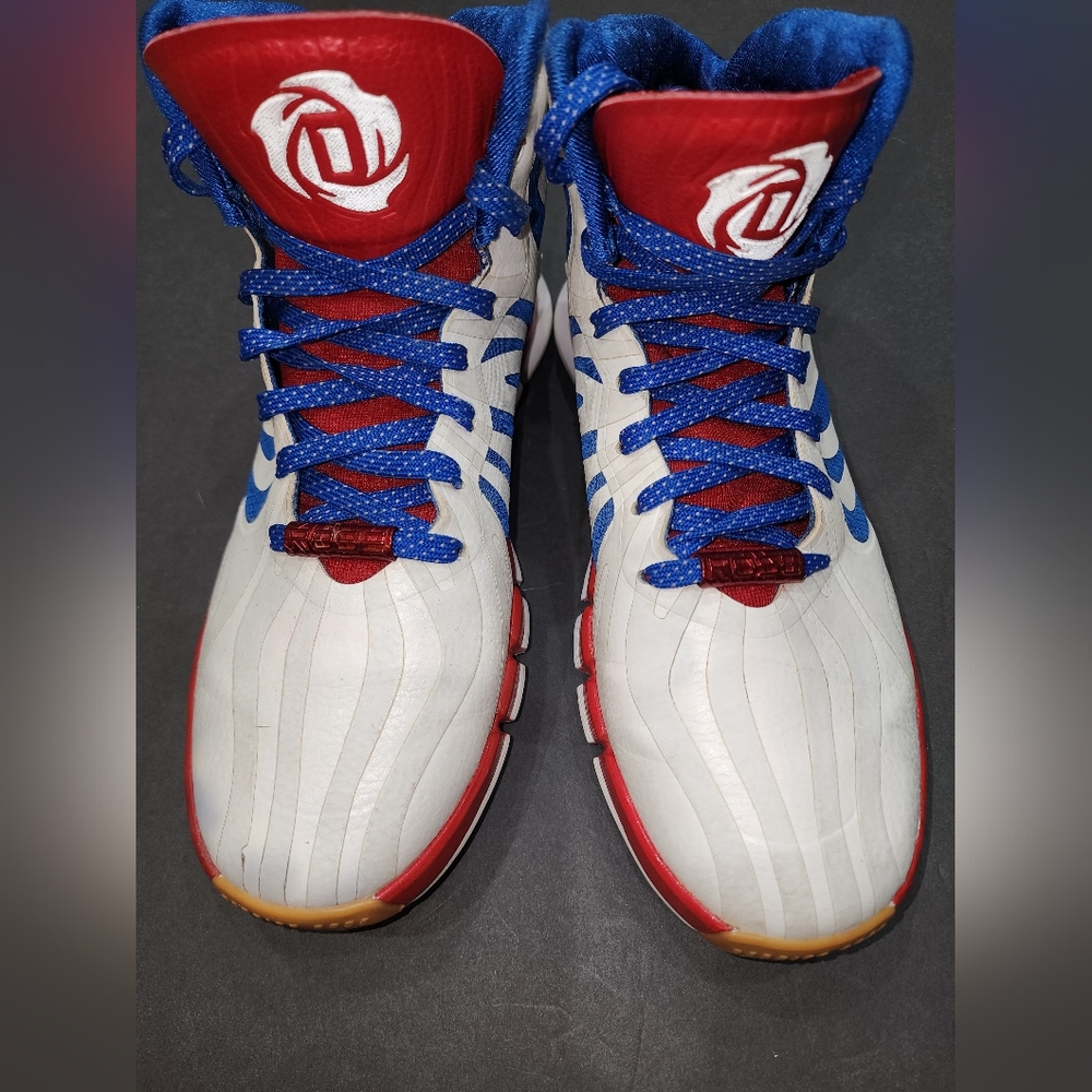 Adidas D Rose 4.5 Blue and White Mens Basketball Shoe Size 8 D74388